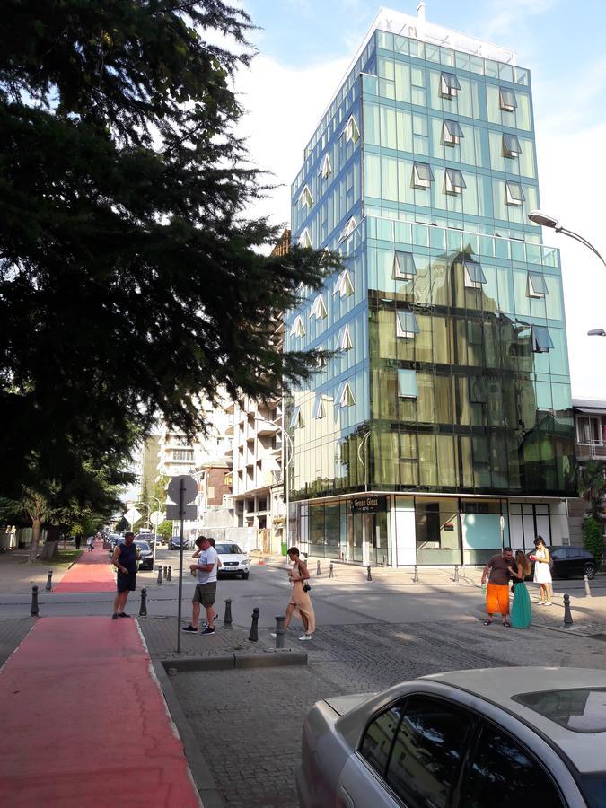 Hotel Green Glass Batumi Exterior foto